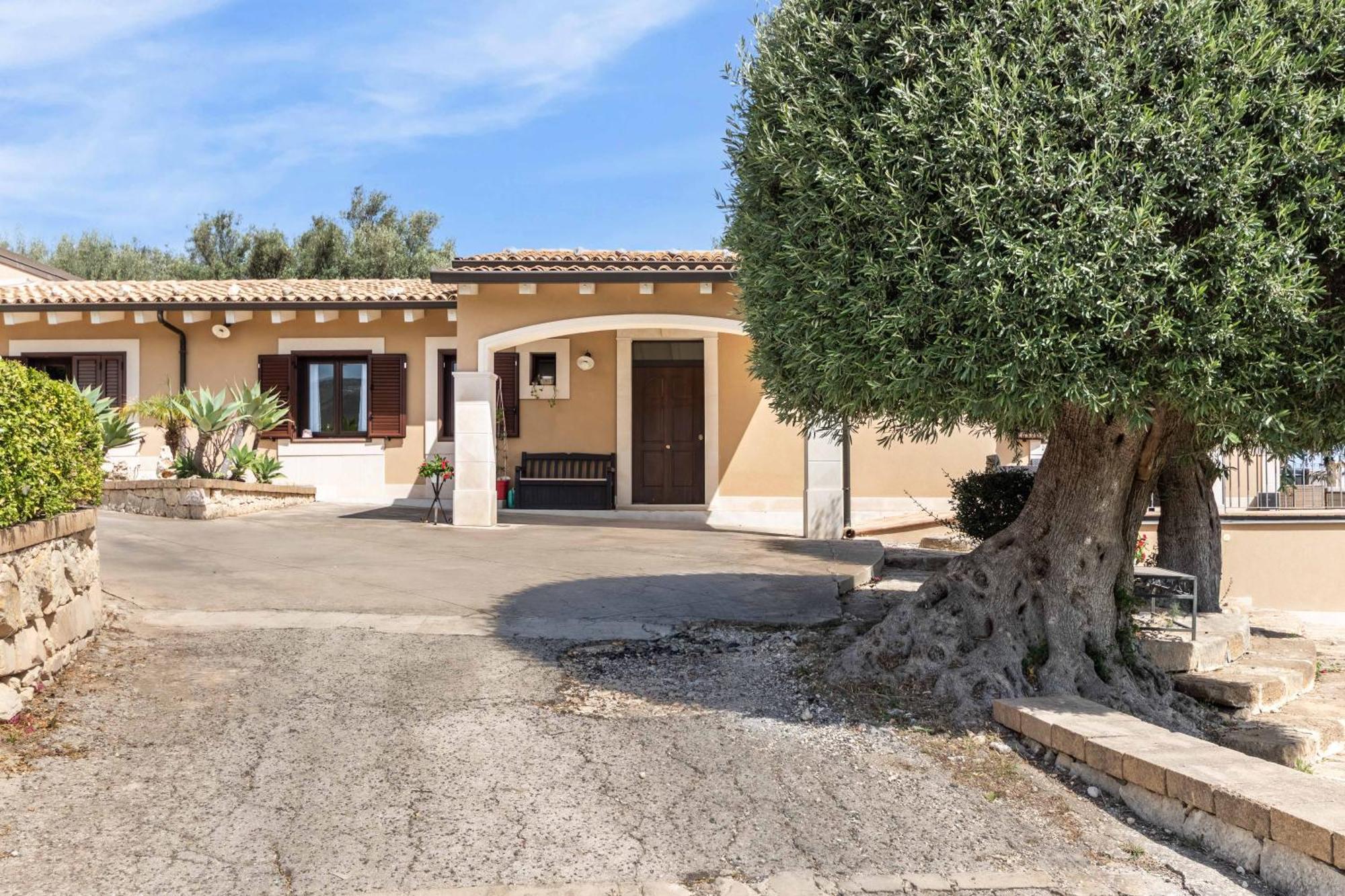 Villa Badessa Noto Luaran gambar